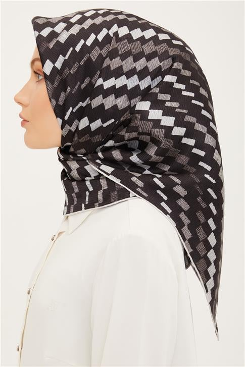 Armine Sura İpek Eşarp 23Ya8954 02