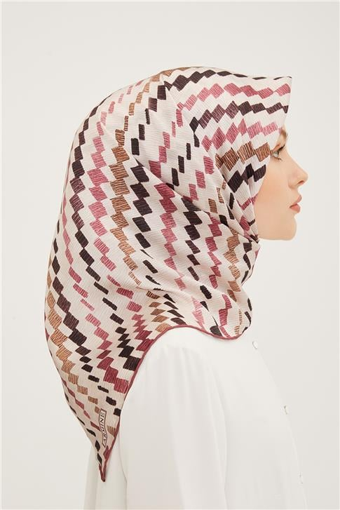 Armine Sura İpek Eşarp 23Ya8954 04