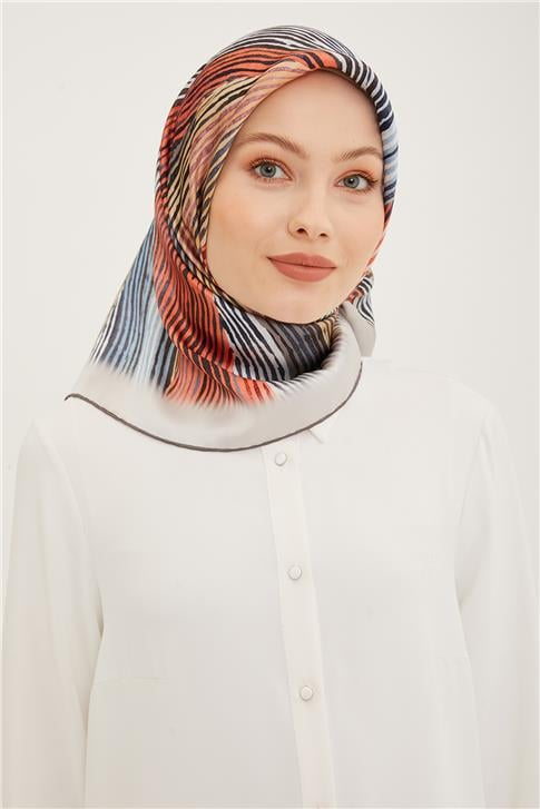 Armine Sura İpek Eşarp 23Ya8955 07
