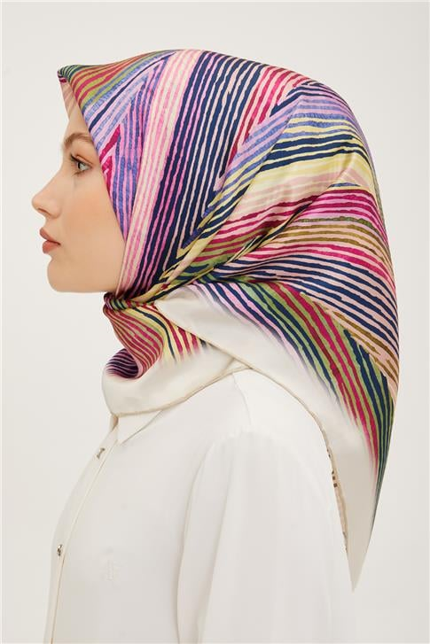 Armine Sura İpek Eşarp 23Ya8955 35