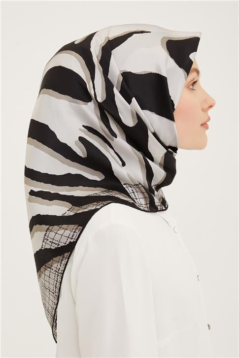 Armine Sura İpek Eşarp 23Ya8961 52