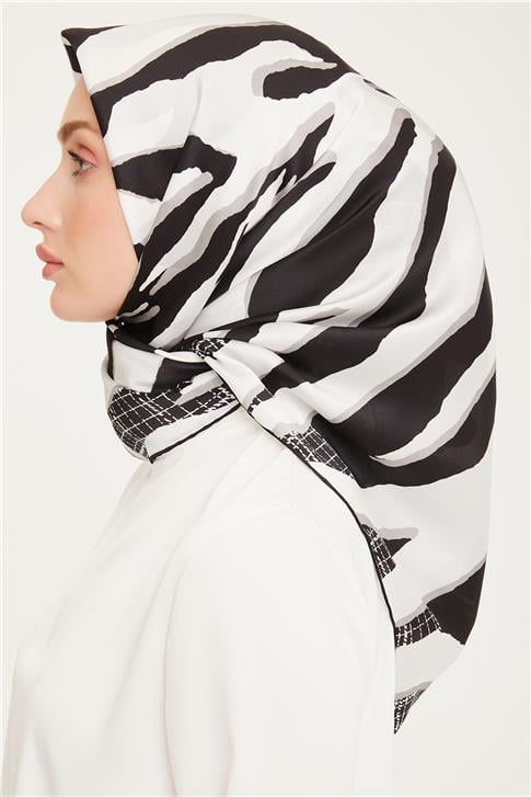 Armine Sura İpek Eşarp 23Ya8961 57
