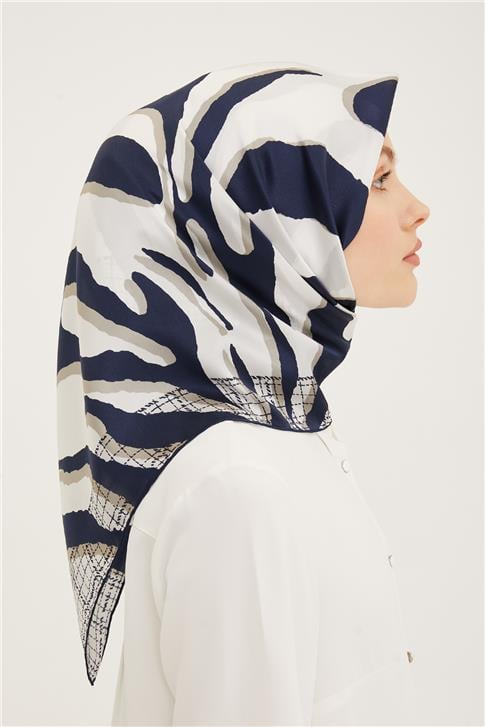 Armine Sura İpek Eşarp 23Ya8961 59