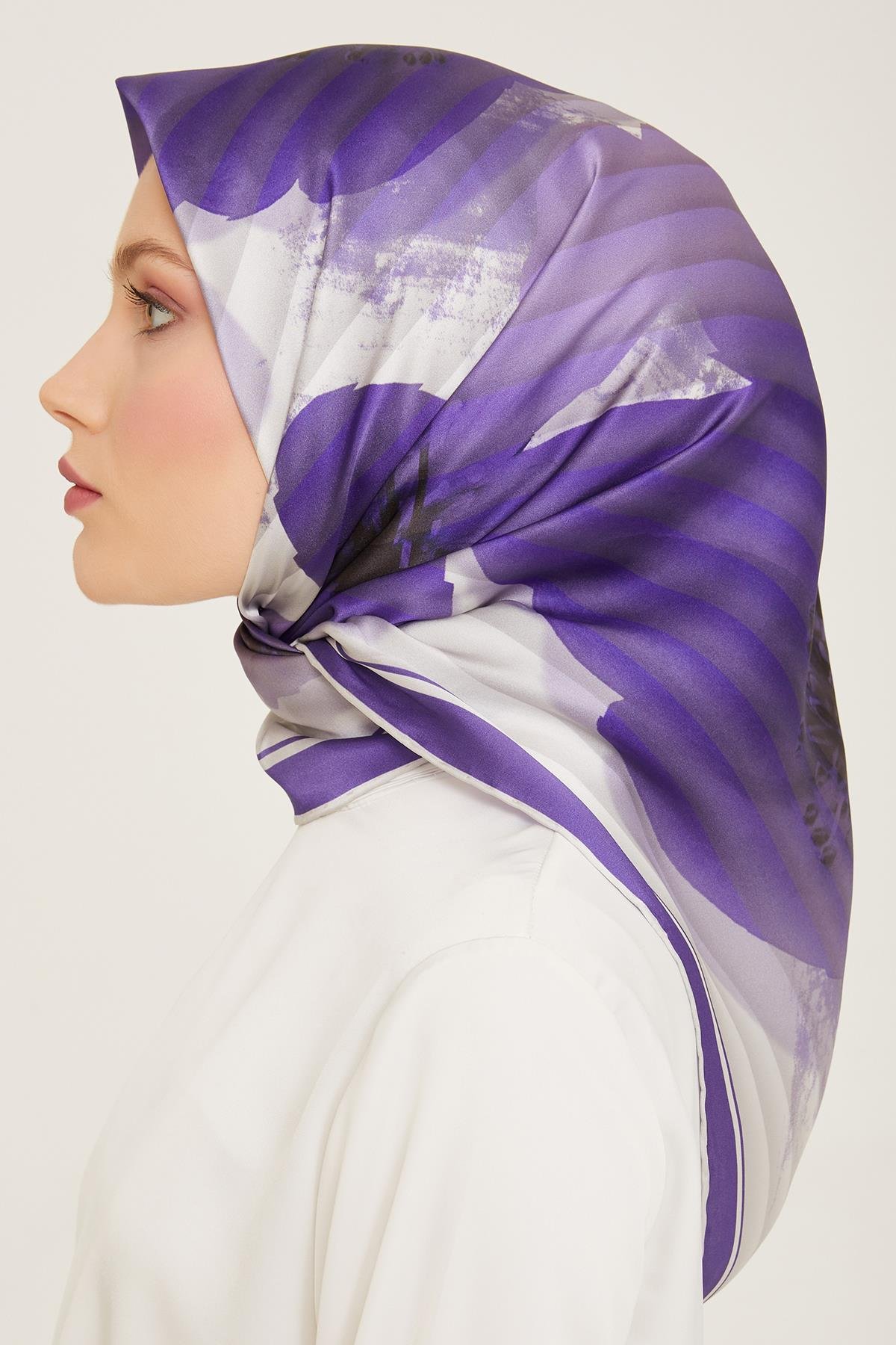 Armine Sura İpek Eşarp 9100-08