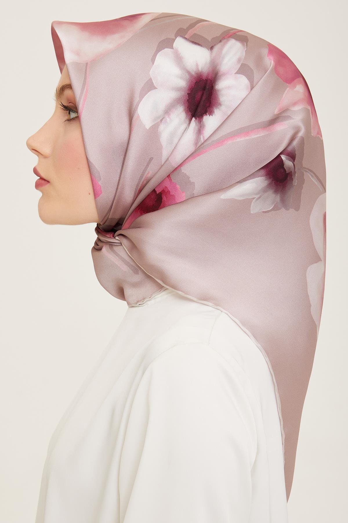 Armine Sura İpek Eşarp 9105-35