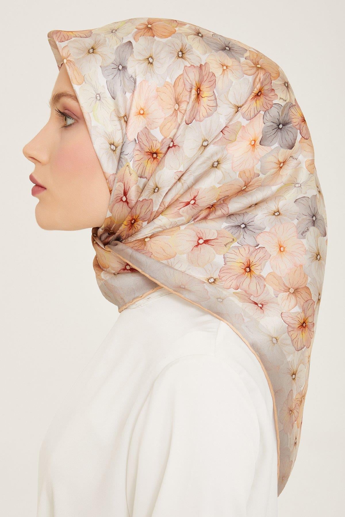 Armine Sura İpek Eşarp 9108-33
