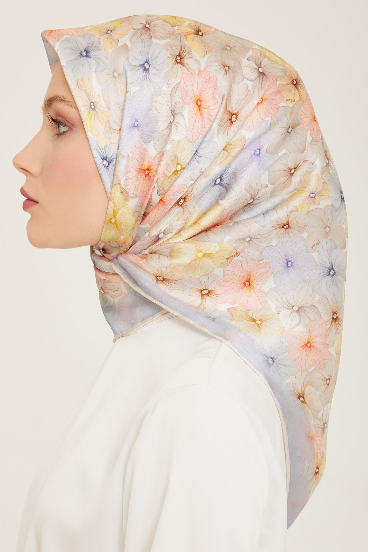 Armine Sura İpek Eşarp 9108-36