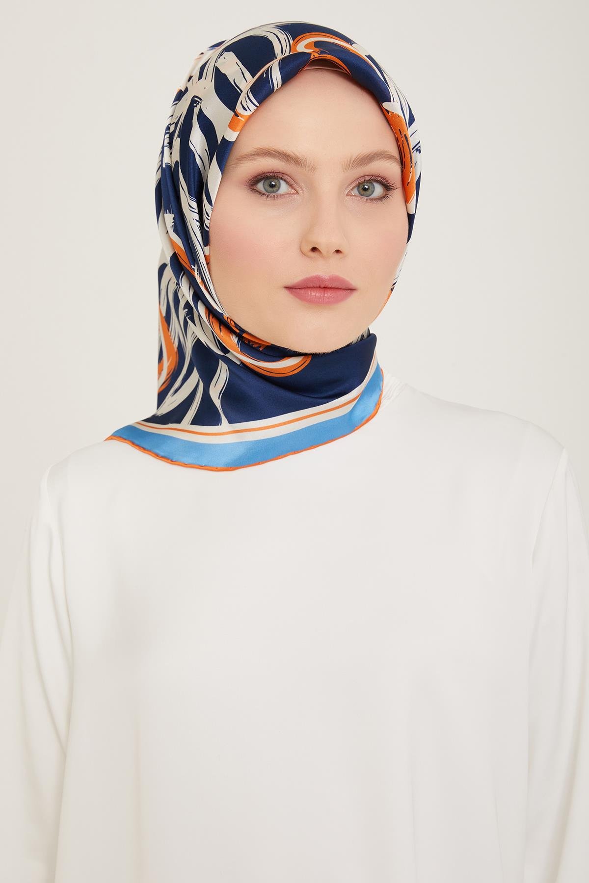 Armine Sura İpek Eşarp 9123-83