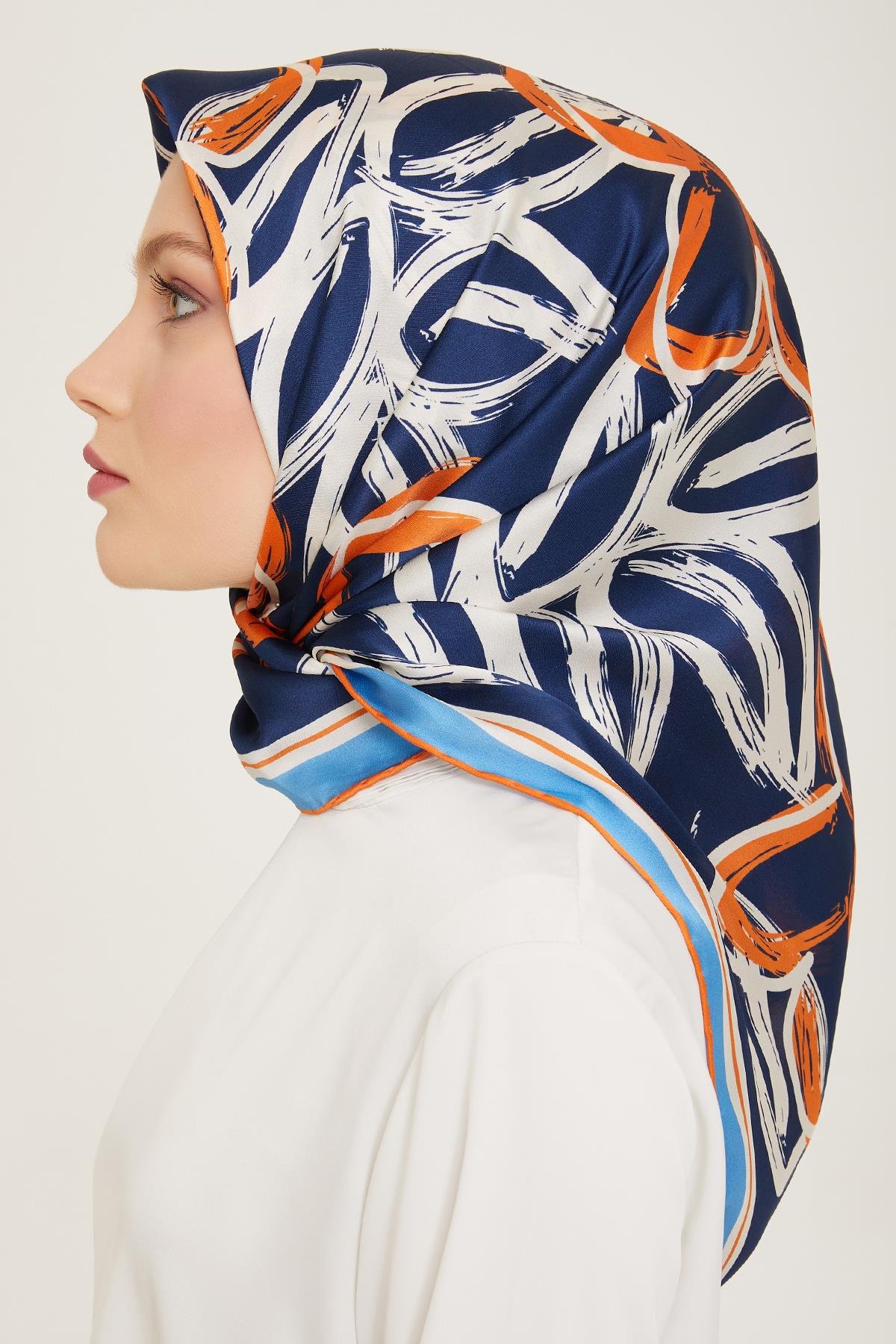 Armine Sura İpek Eşarp 9123-83