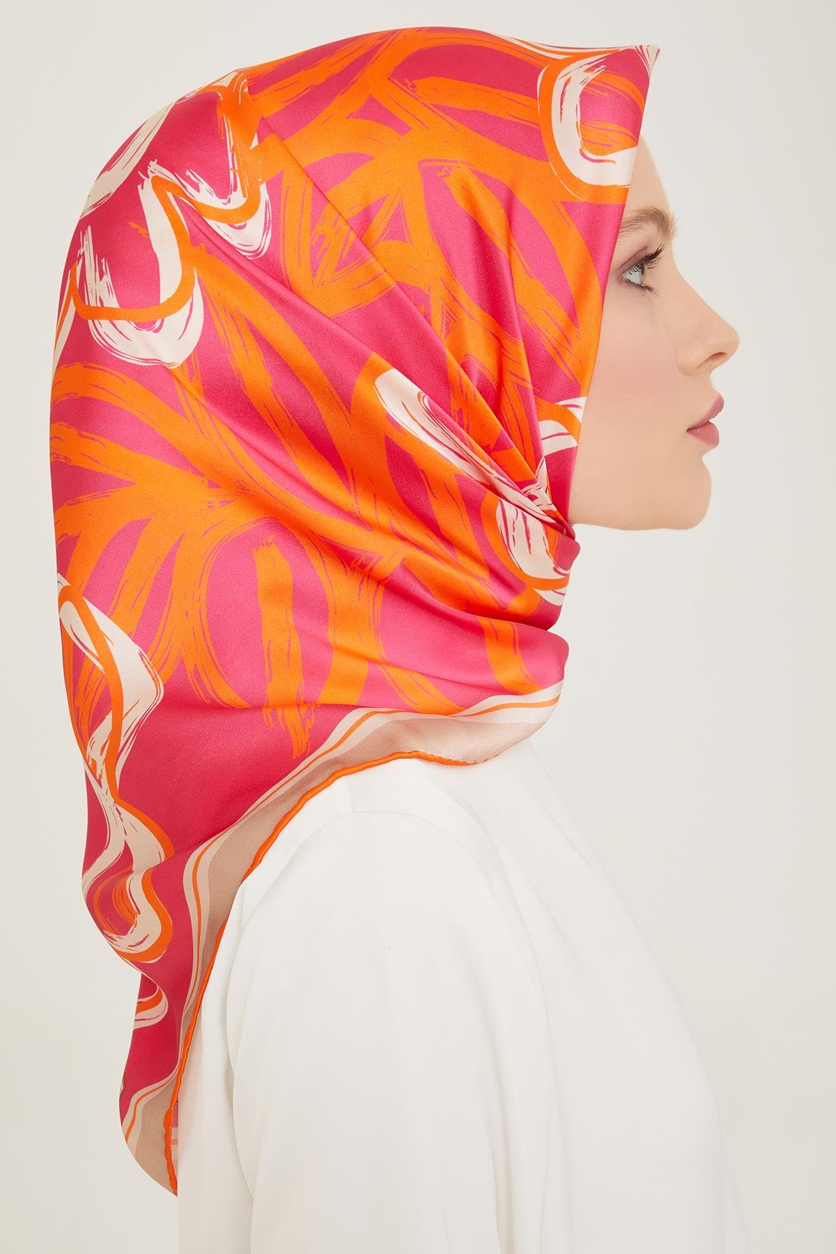 Armine Sura İpek Eşarp 9123-85