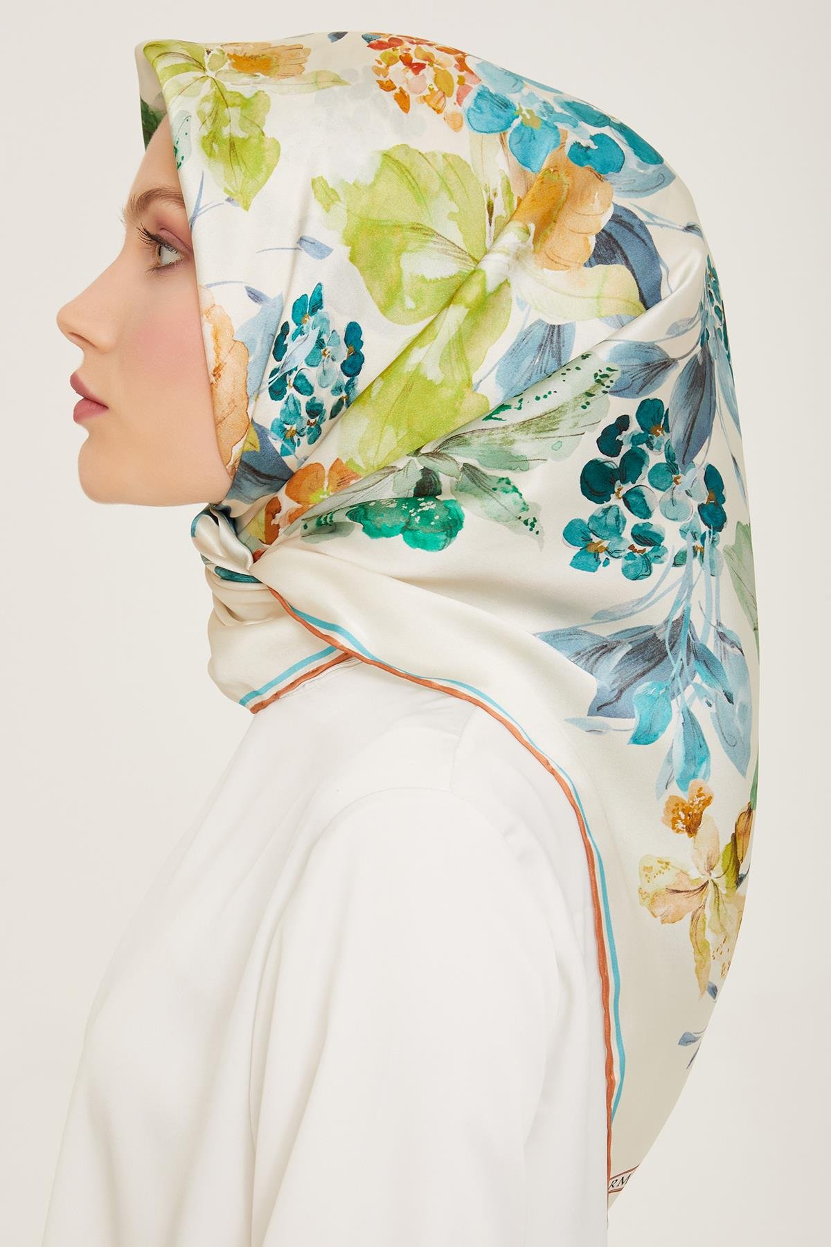 Armine Sura İpek Eşarp 9127-02