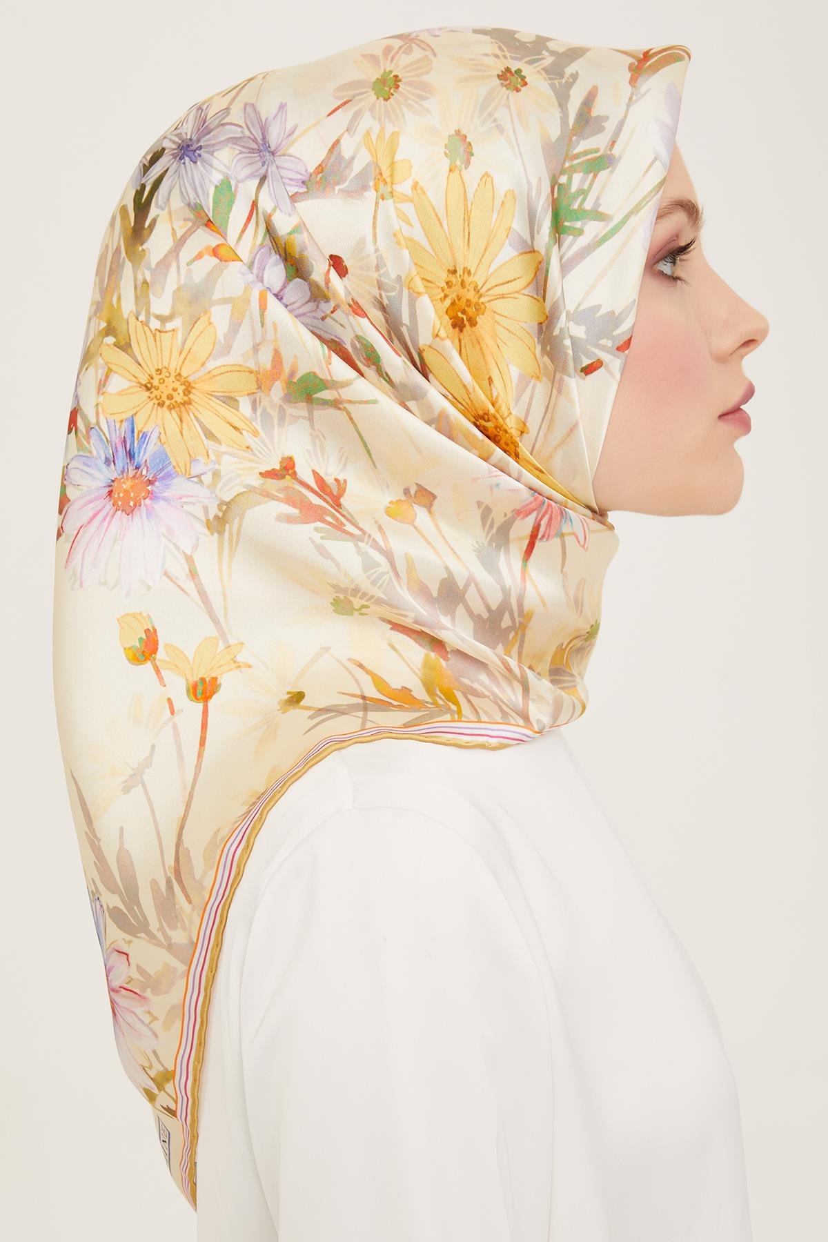 Armine Sura İpek Eşarp 9129-06