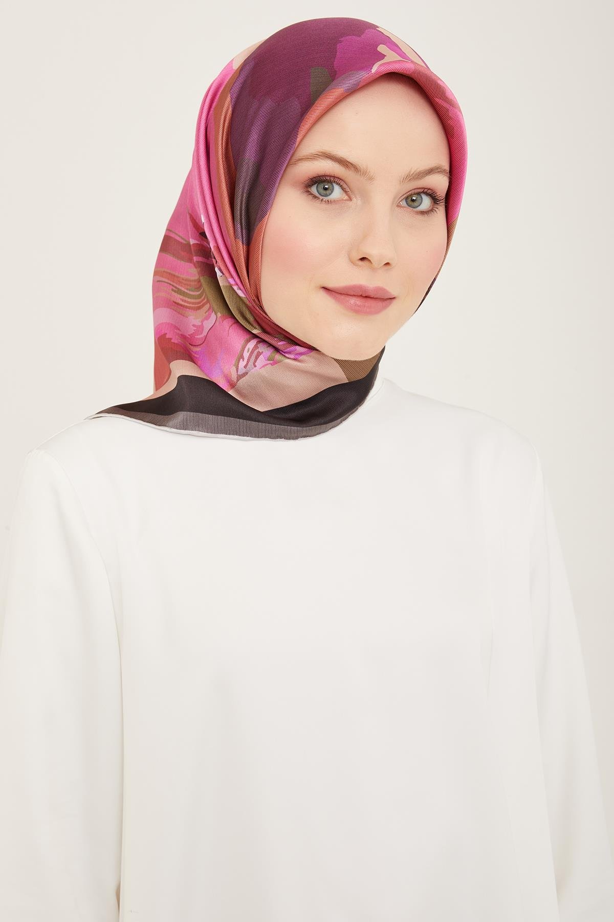 Armine Sura İpek Eşarp 9145-36