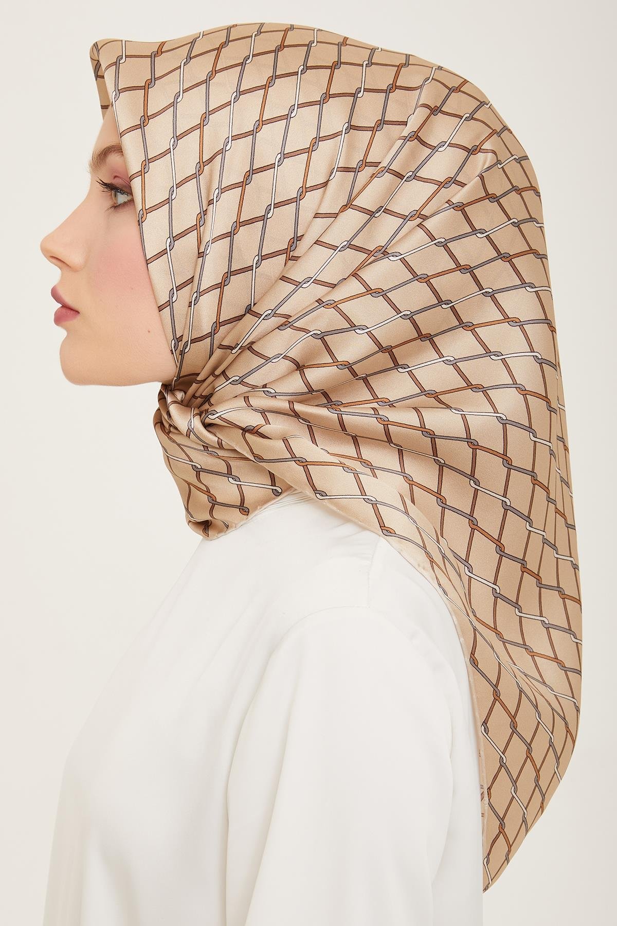Armine Sura İpek Eşarp 9152-83