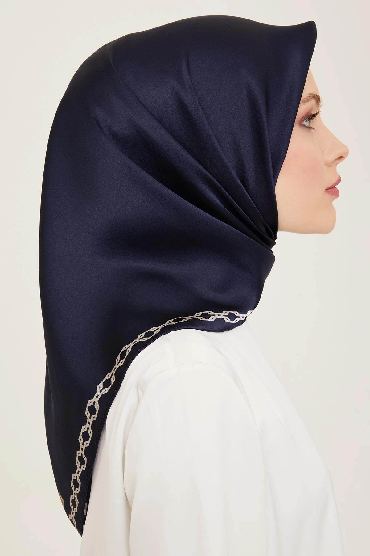 Armine Sura İpek Eşarp 9154-04S