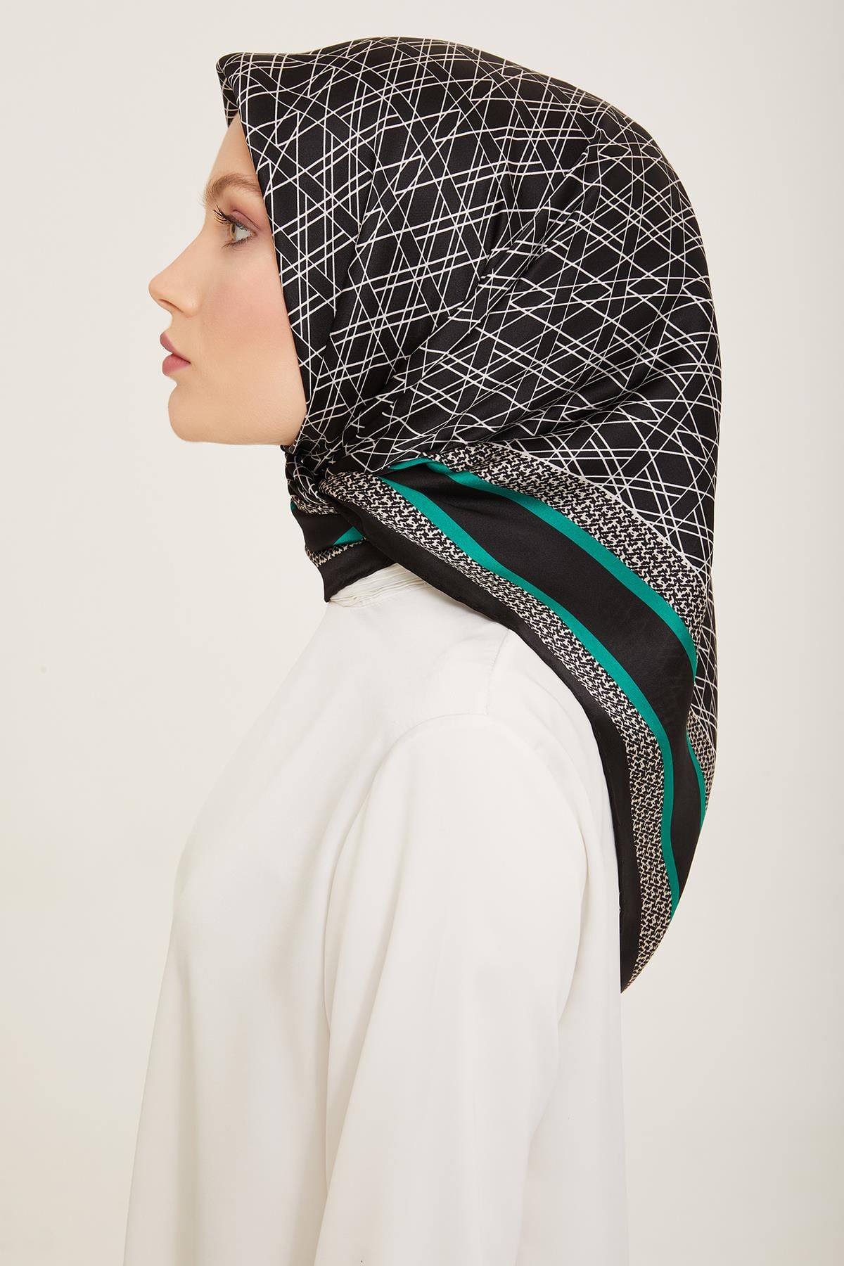Armine Sura İpek Eşarp 9167-35