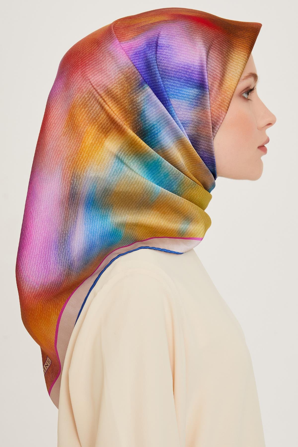 Armine Sura İpek Eşarp 9233-06