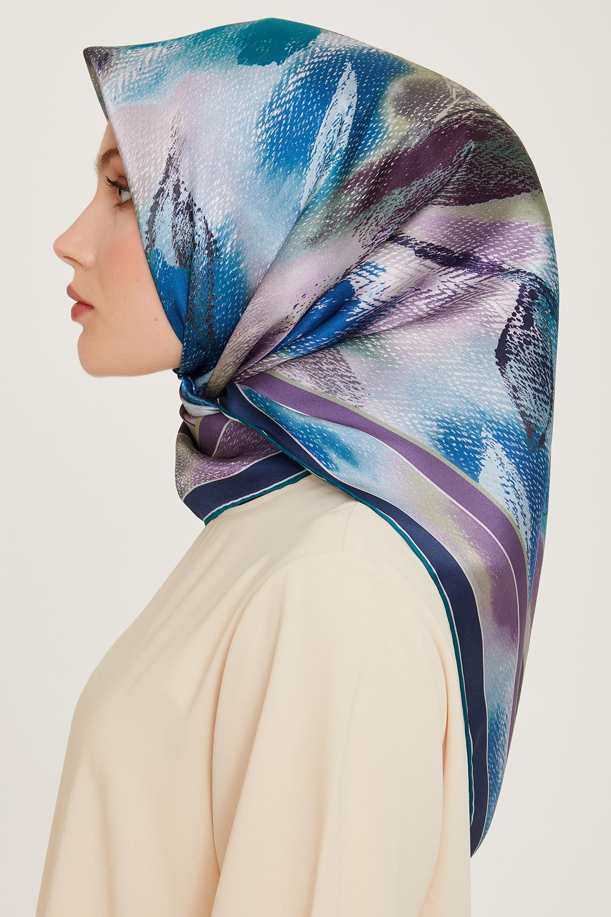 Armine Sura İpek Eşarp 9240-84