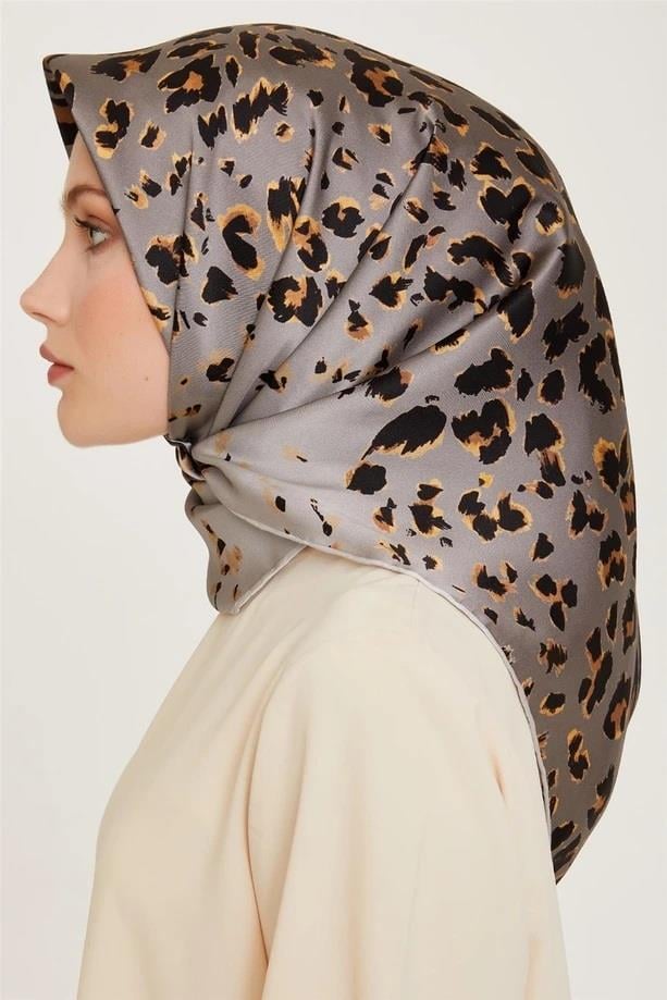 Armine Sura İpek Eşarp 9249-31