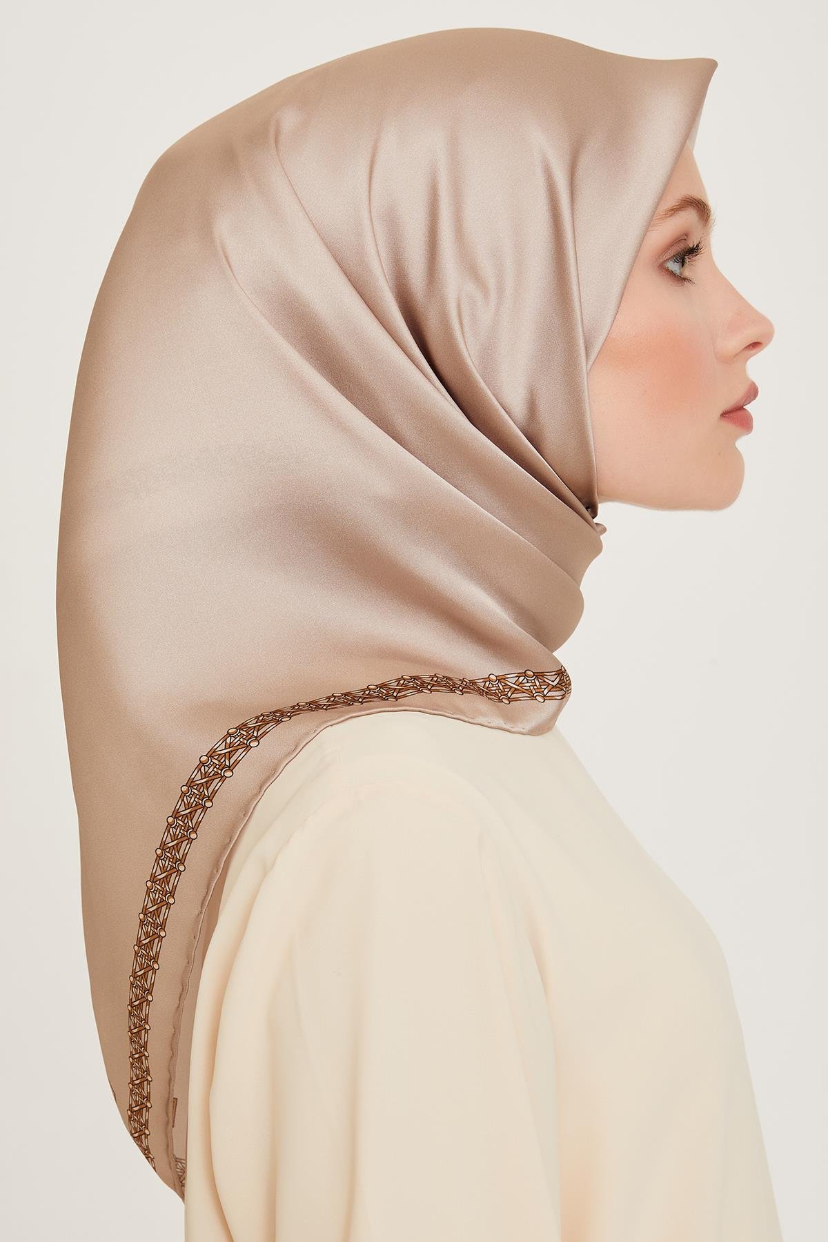Armine Sura İpek Eşarp 9260-06