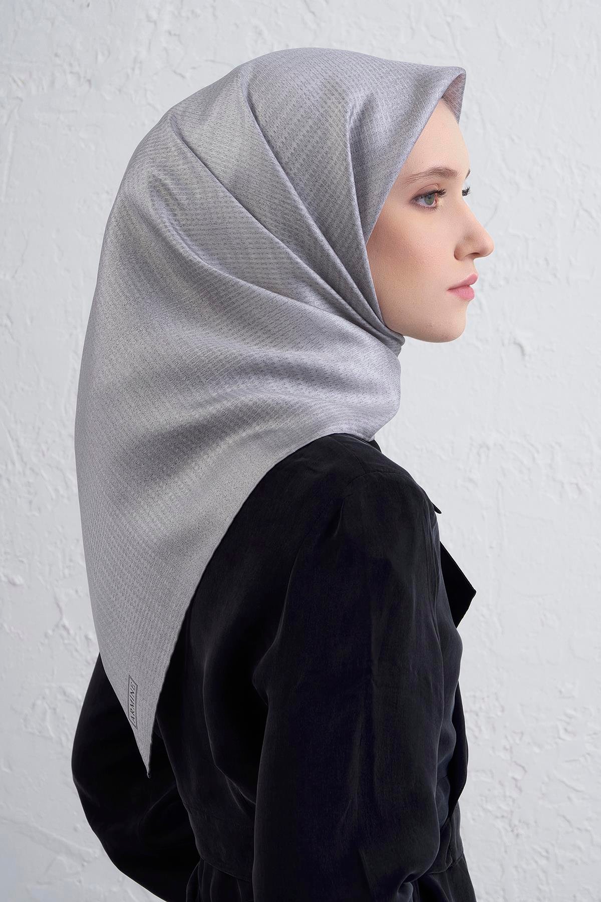 Armine Sura İpek Eşarp 9415-06