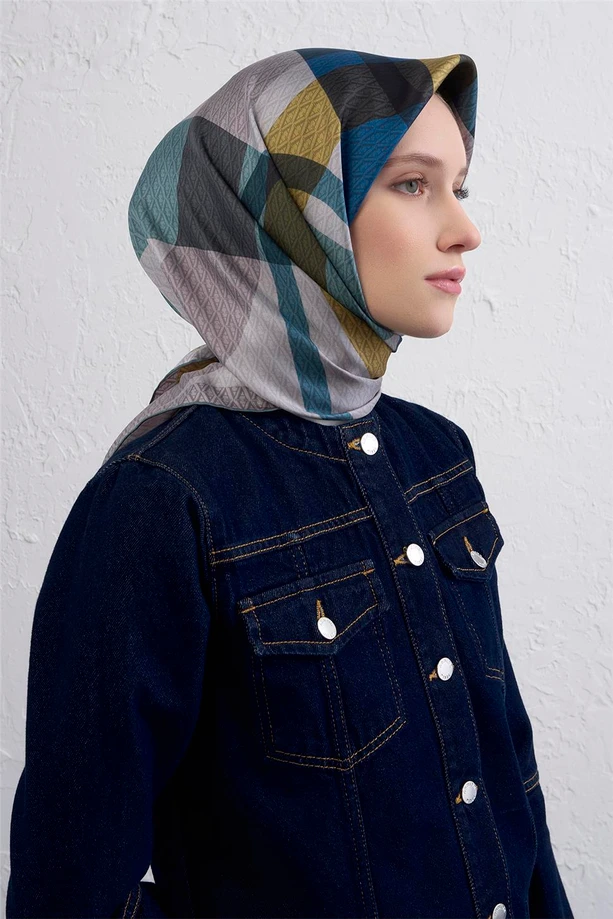 Armine Sura İpek Eşarp 9429-82