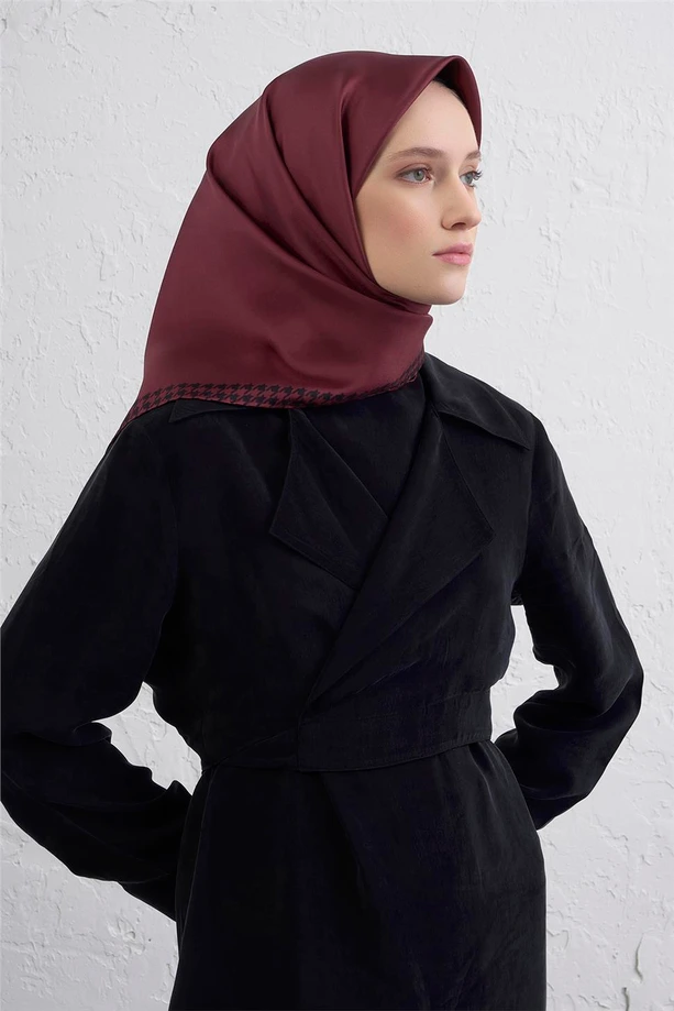 Armine Sura İpek Eşarp 9443-04
