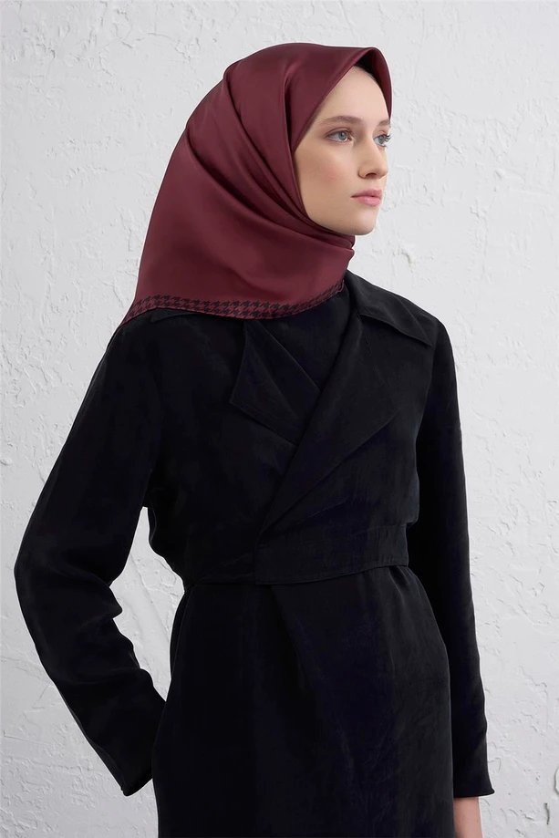 Armine Sura İpek Eşarp 9443-04