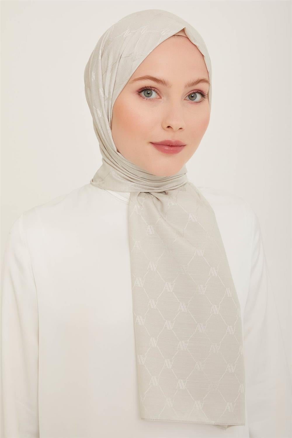 ARMİNE TREND MONOGRAM ŞAL 1 23004