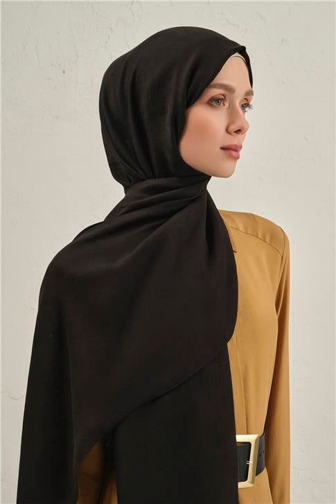 Armine Woolair Harf Monogram Şal 2 01