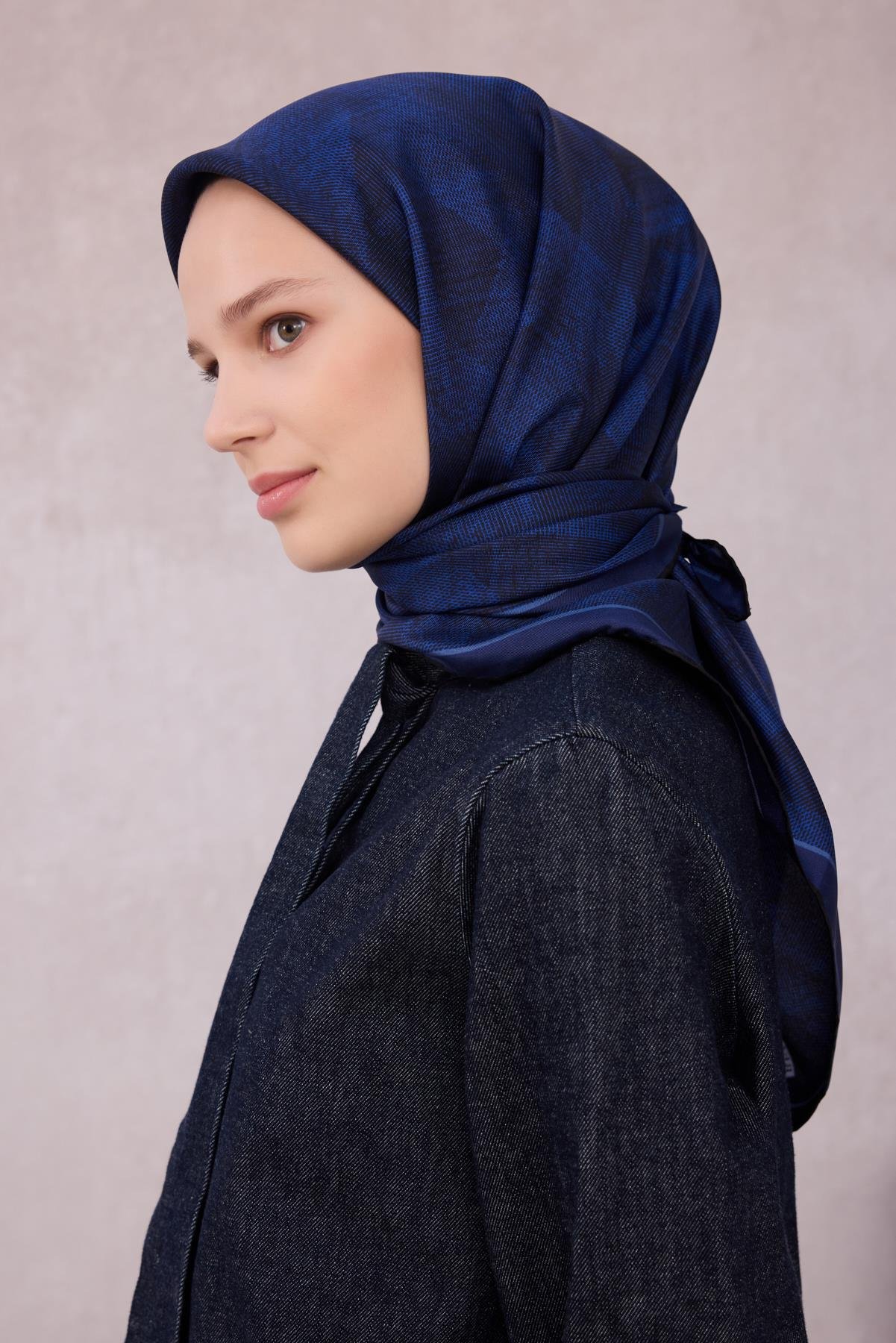 Belli Saf İpek Eşarp 4201-39