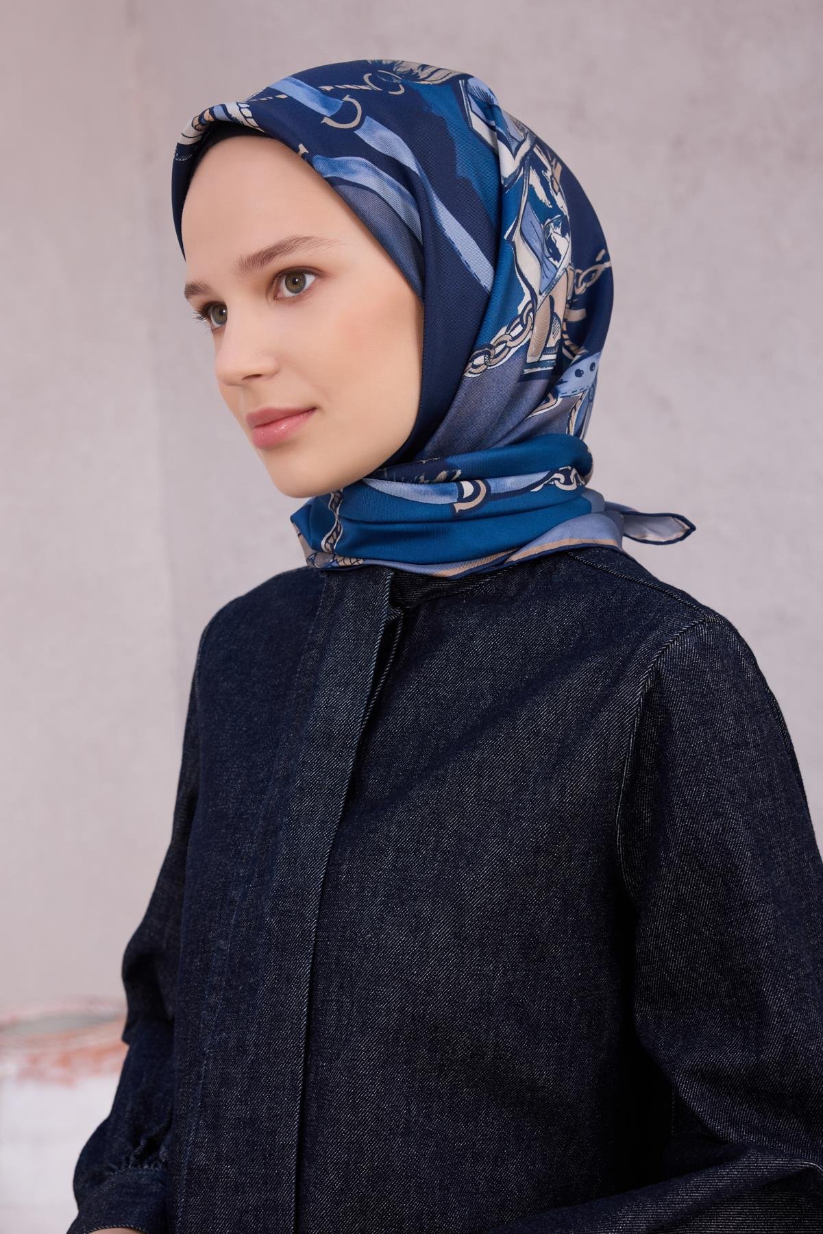 Belli Saf İpek Eşarp 4205-84