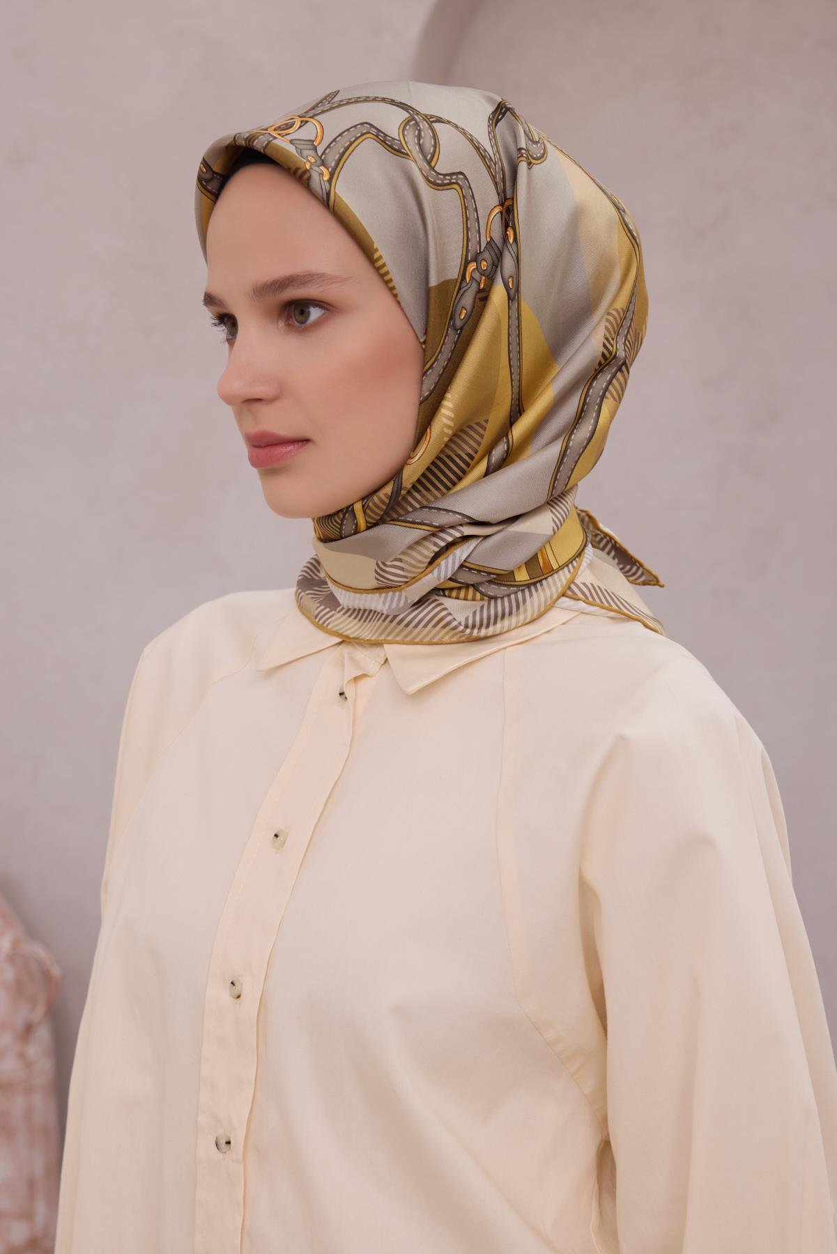 Belli Saf İpek Eşarp 4206-34