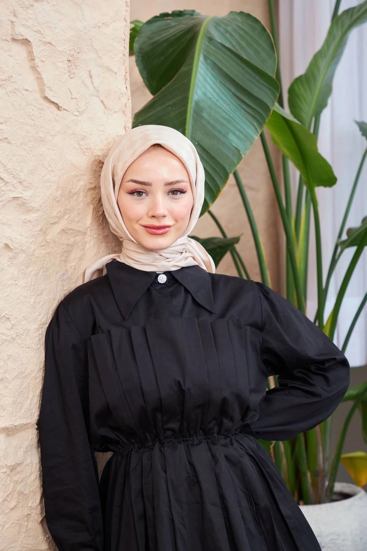 Dama Jakarlı Eşarp Krem 9900-10