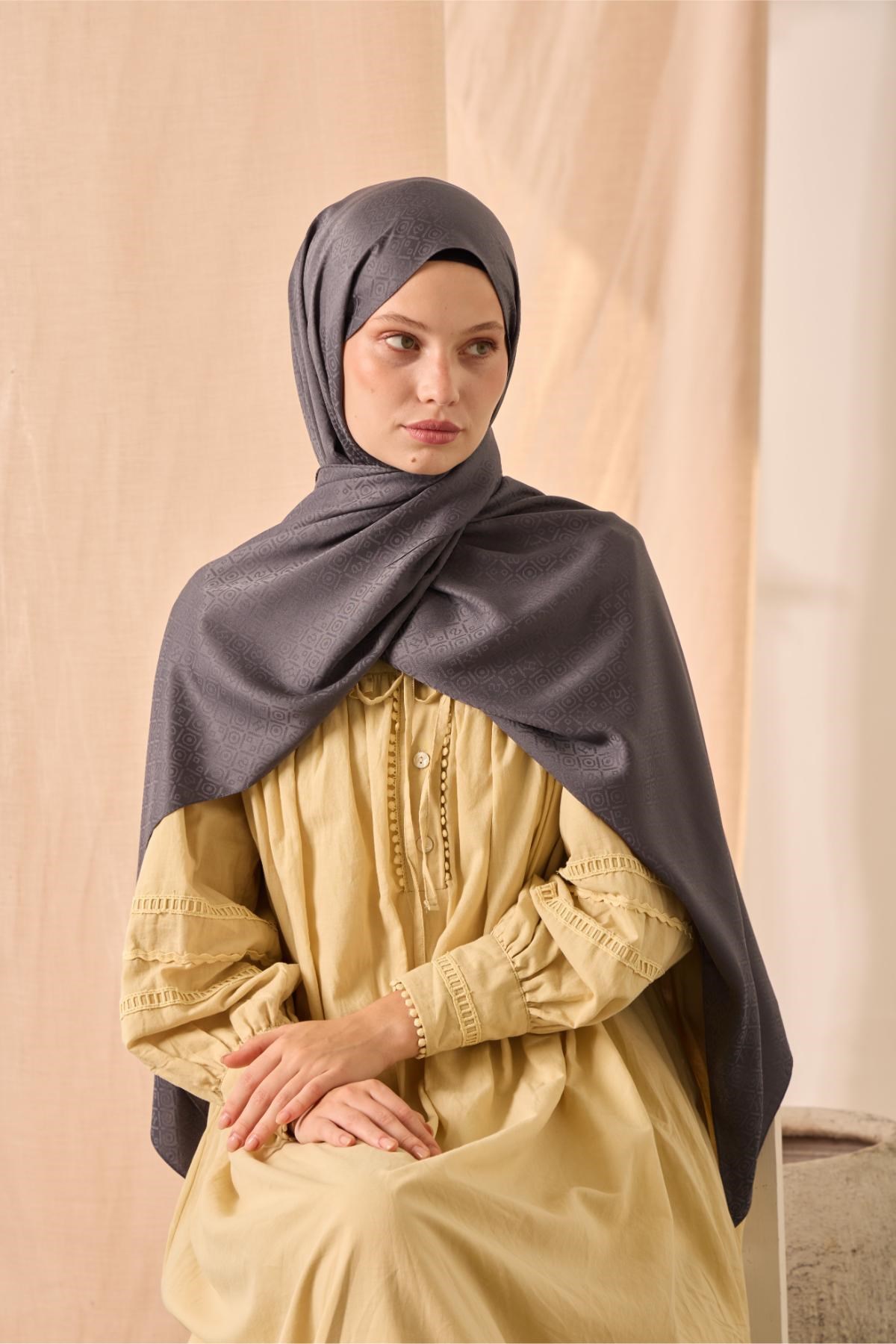 Deluxe Şal Füme Jakarlı Tok Duruşlu Viskon Karışımlı 75x190