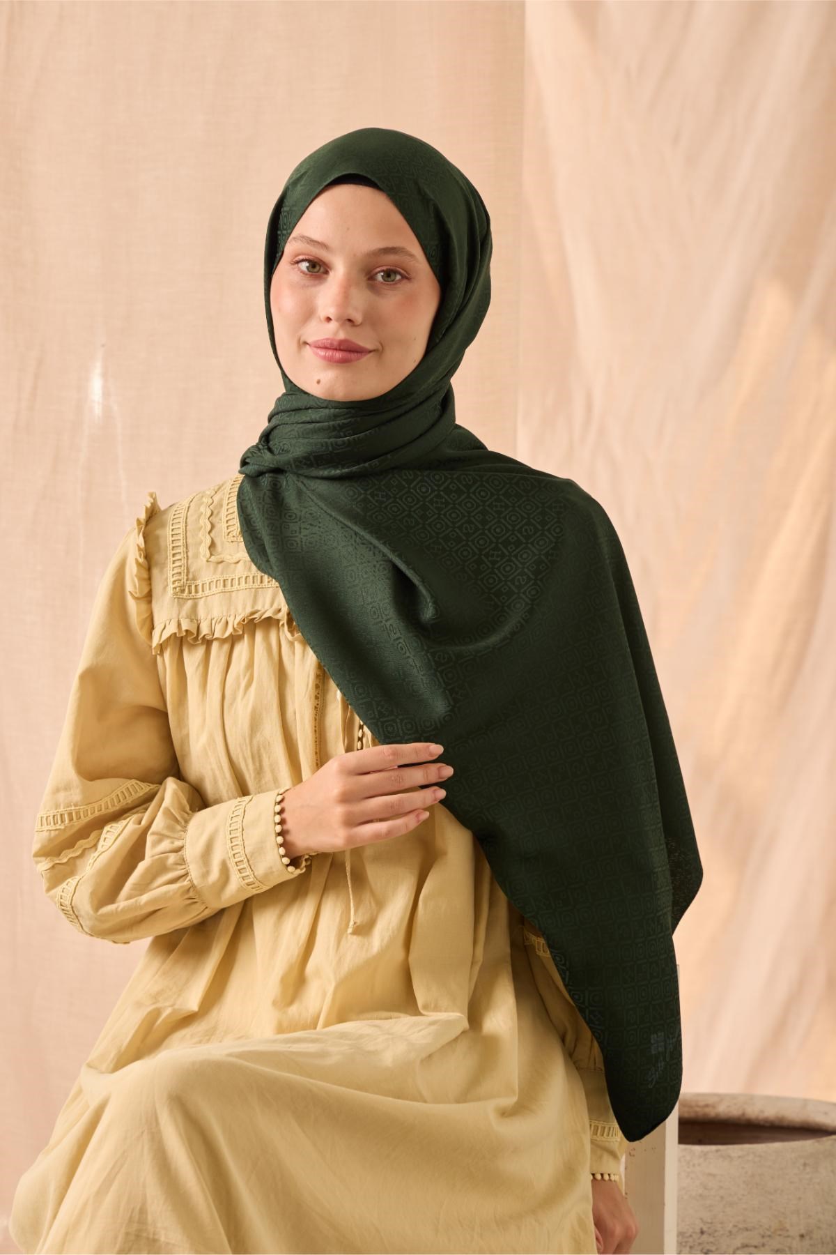 Deluxe Şal Zümrüt Jakarlı Tok Duruşlu Viskon Karışımlı 75x190