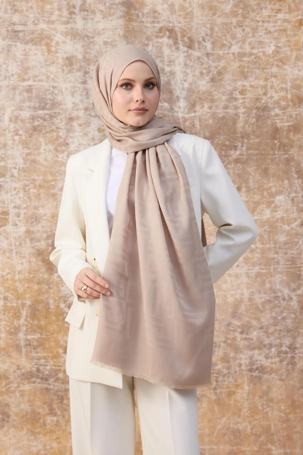 Fendi Desen Pamuk Jakar Şal Bej 8009-27