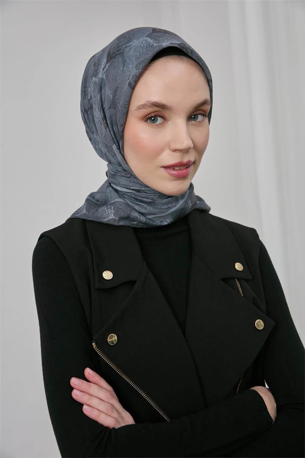 İnce Pamuk Soft Eşarp Antrasit Yaprak Desenli Hafif Dokulu 90x90