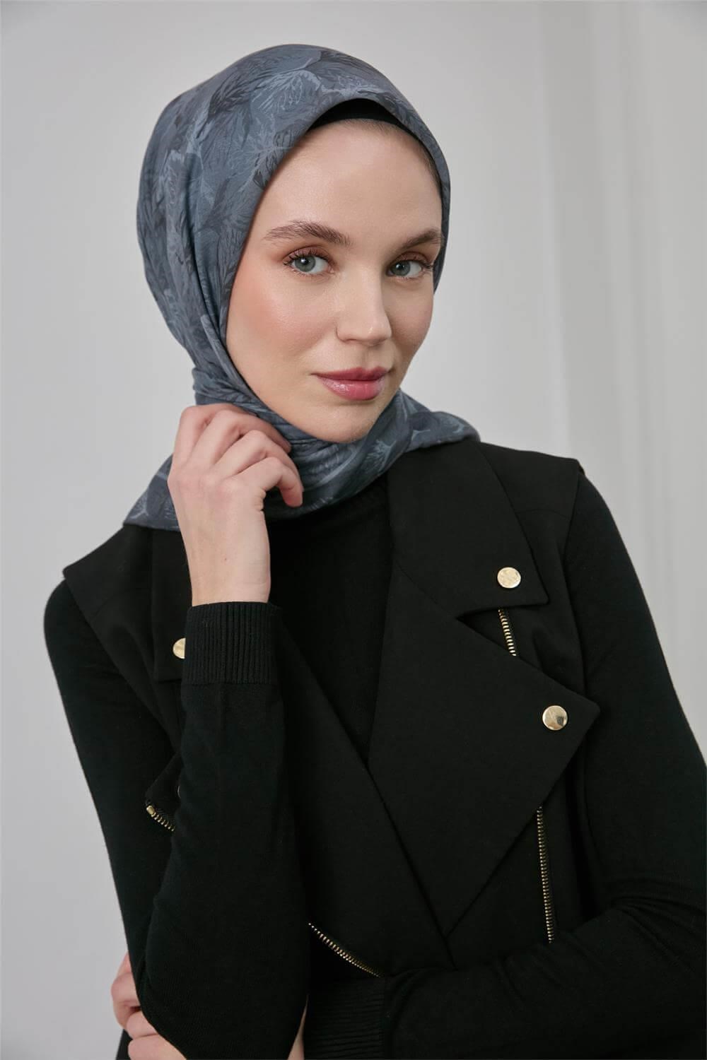 İnce Pamuk Soft Eşarp Antrasit Yaprak Desenli Hafif Dokulu 90x90