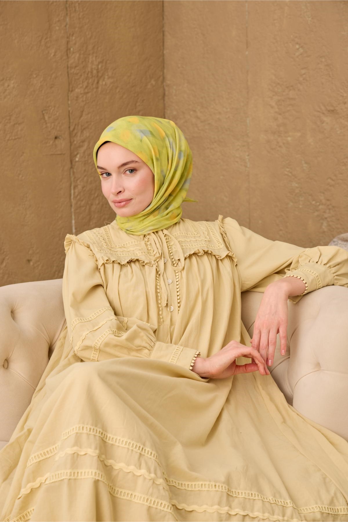 İnce Pamuk Soft Eşarp Asit-Bebe Mavi Desenli Nefes Alan Tok Duruşlu 90x90