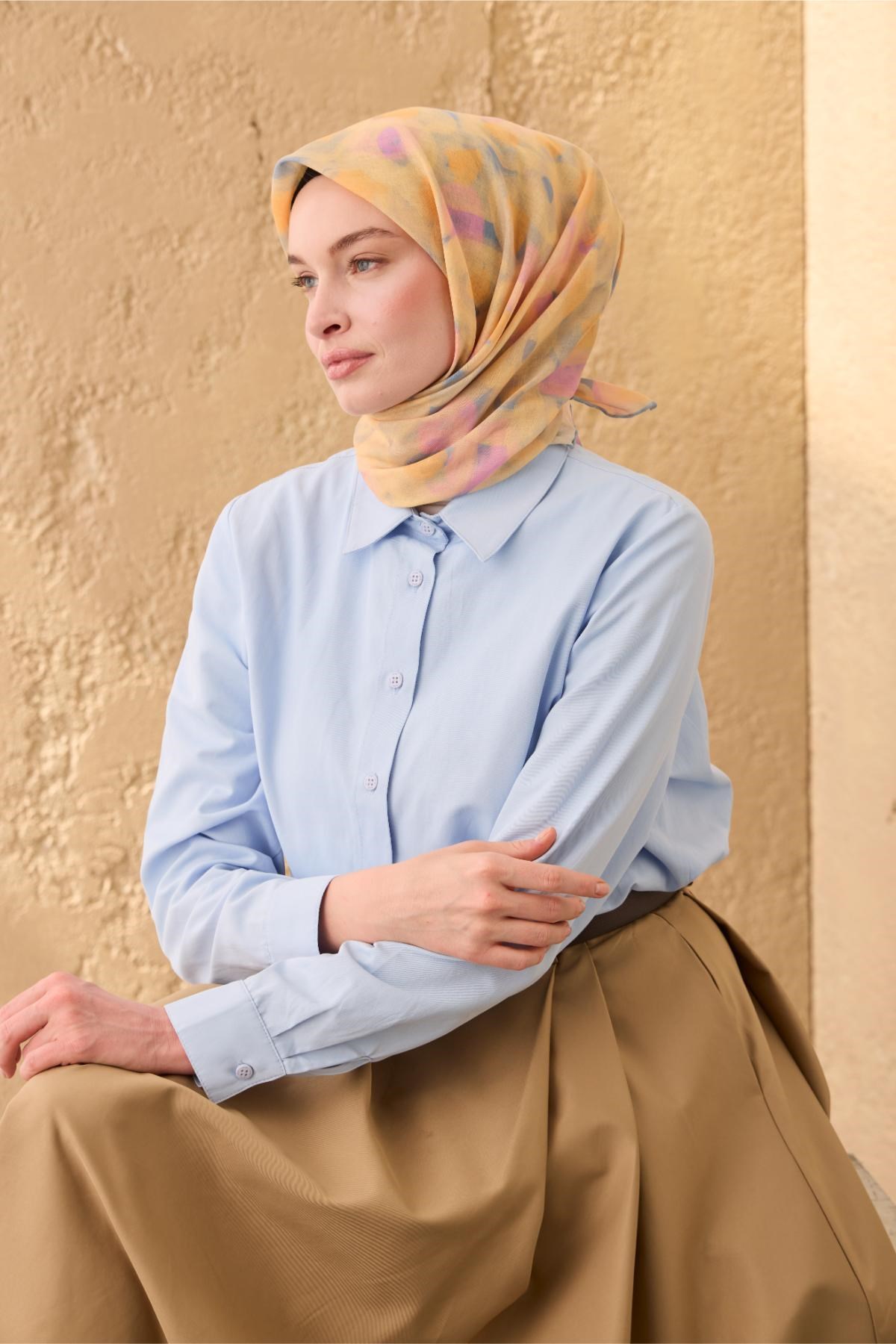 İnce Pamuk Soft Eşarp Bebe Mavi-Sarı-Pembe Desenli Kaymaz Dokulu Tok Duruşlu 90x90
