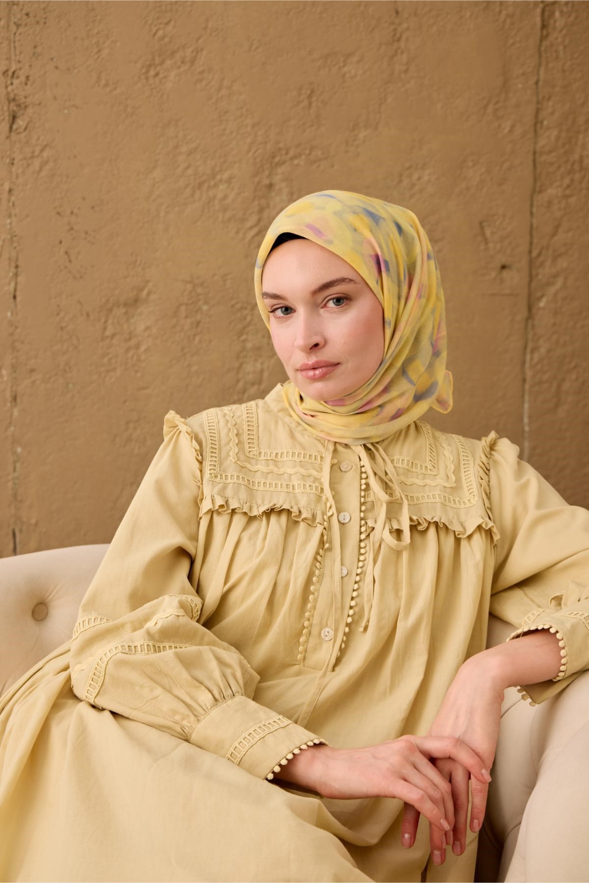 İnce Pamuk Soft Eşarp Bebe Mavi-Sarı-Pembe Desenli Kaymaz Tok Duruşlu 90x90