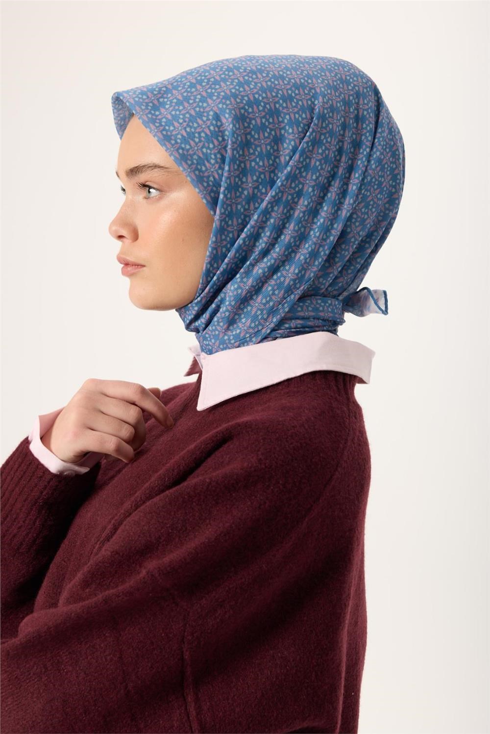 İnce Pamuk Soft Eşarp Bebe Mavisi-Gümüş Desenli Tok Duruşlu Kaymaz 90x90