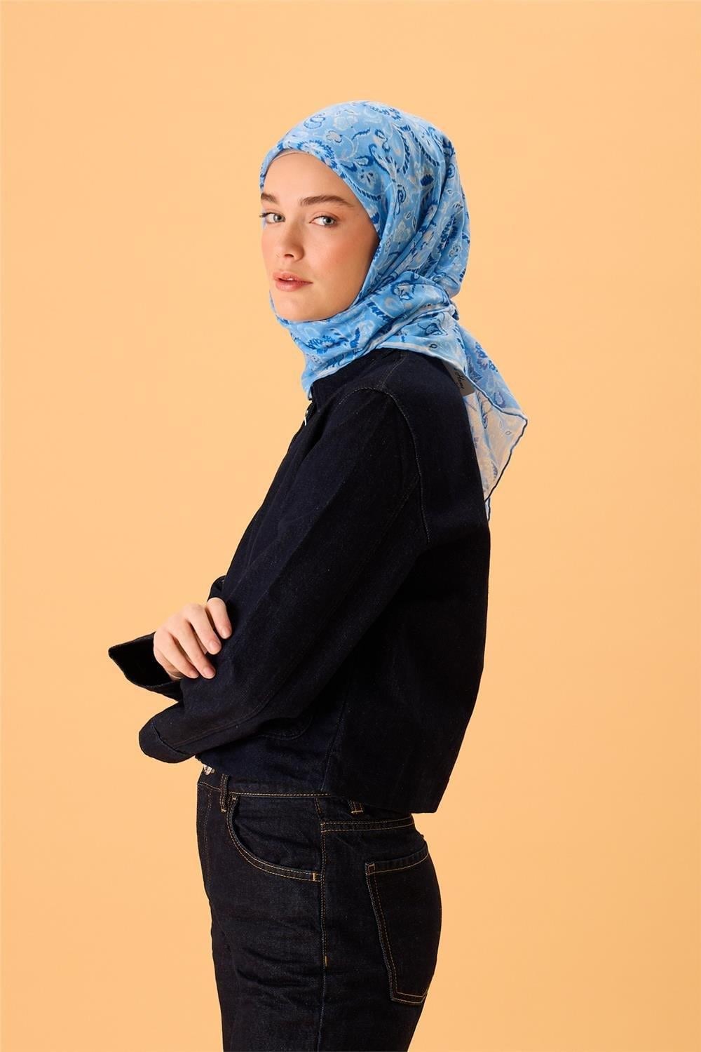 İnce Pamuk Soft Eşarp Gök Mavi-Saks Desenli Tok Duruşlu 90x90