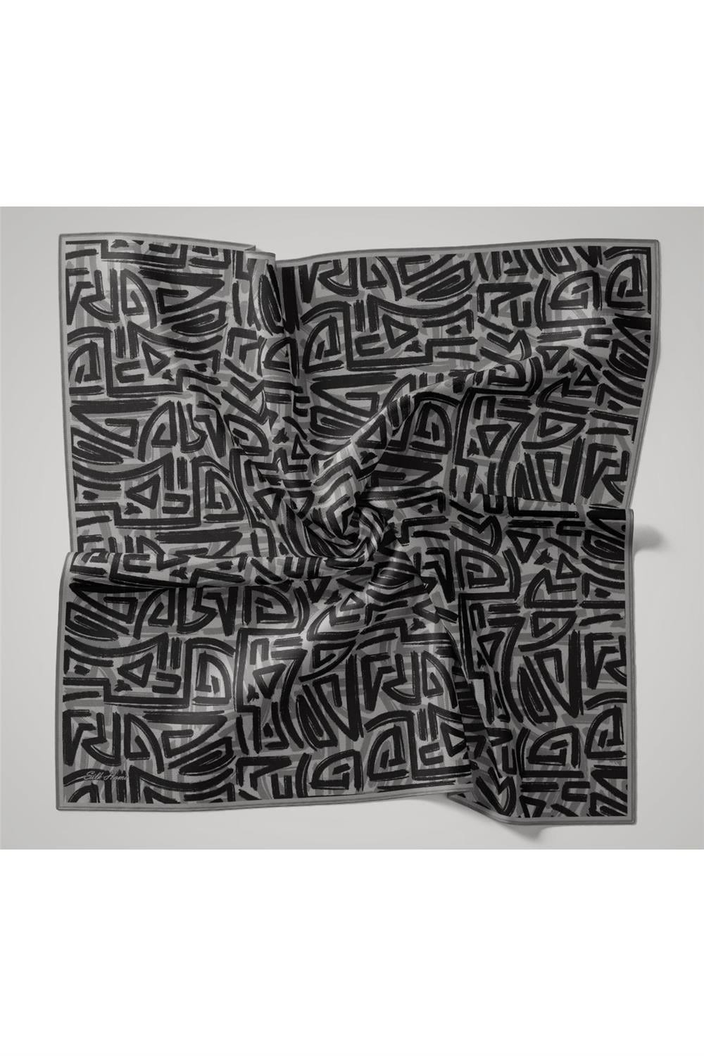 İnce Pamuk Soft Eşarp Gri-Gümüş Soluk Siyah Desenli Nefes Alan Tok Duruşlu 90x90