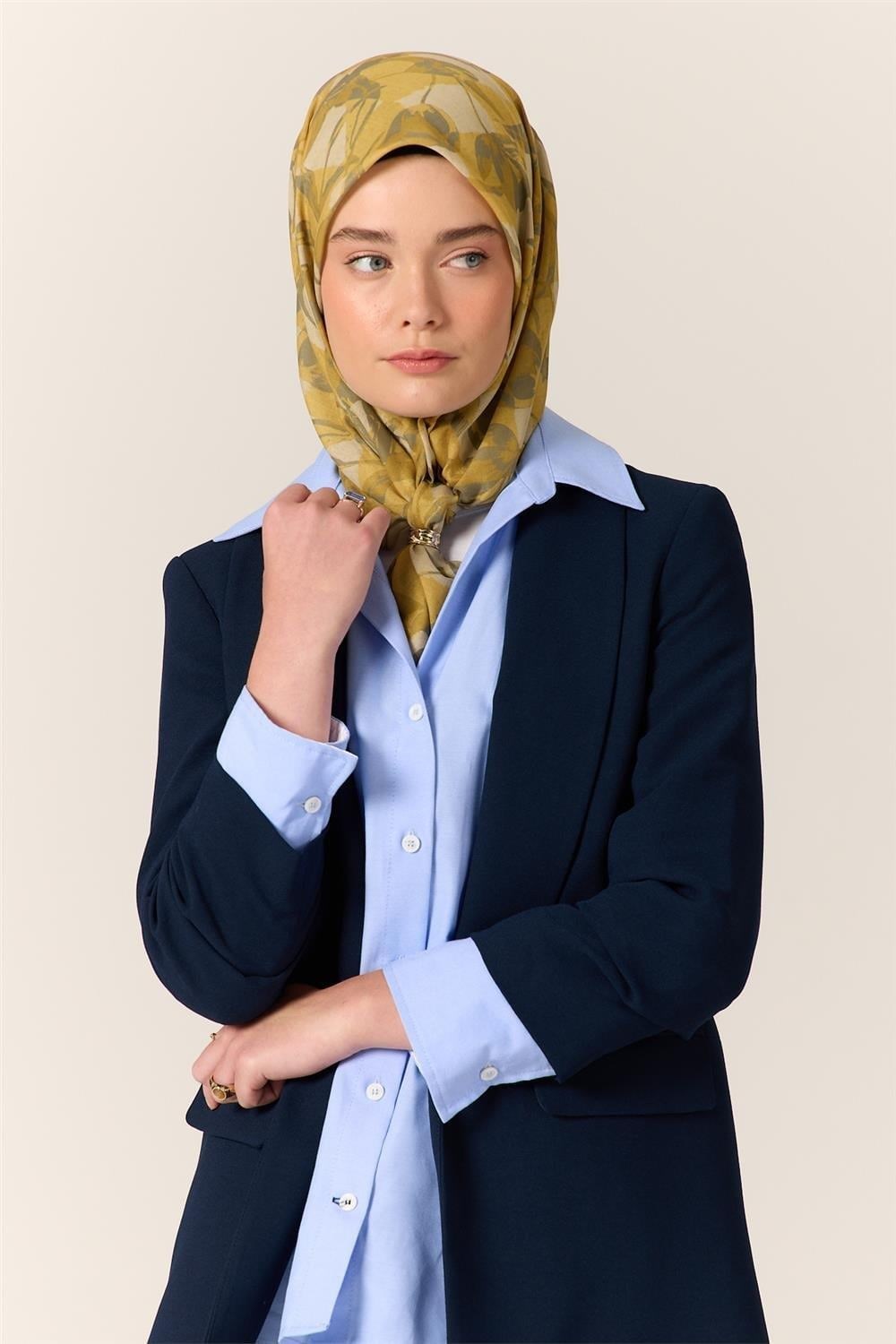 İnce Pamuk Soft Eşarp Hardal-Olive Yaprak Desenli Nefes Alan Tok Duruşlu 90x90
