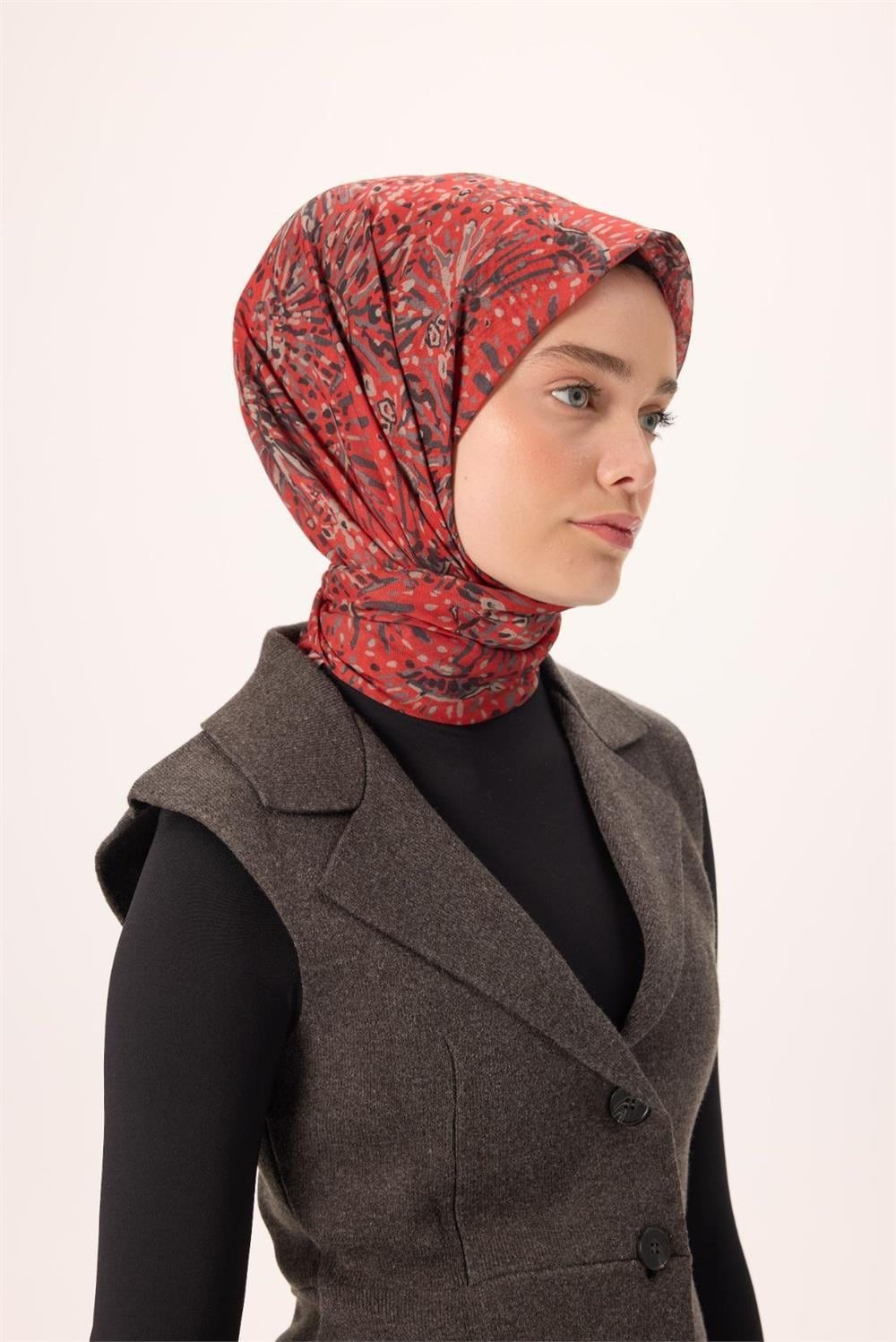 İnce Pamuk Soft Eşarp Kırmızı-Antrasit Desenli Kaymaz Dokulu Tok Duruşlu 90x90