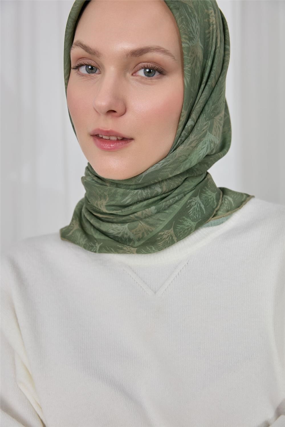 İnce Pamuk Soft Eşarp Koyu Vizon Yaprak Desenli Hafif Dokulu 90x90