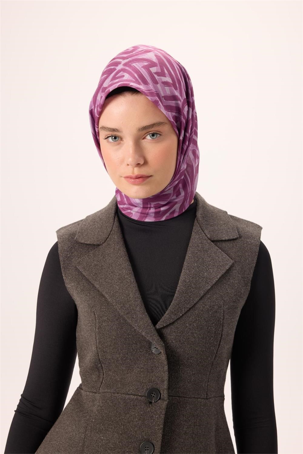 İnce Pamuk Soft Eşarp Lila Eflatun Leylak Desenli Nefes Alan 90x90