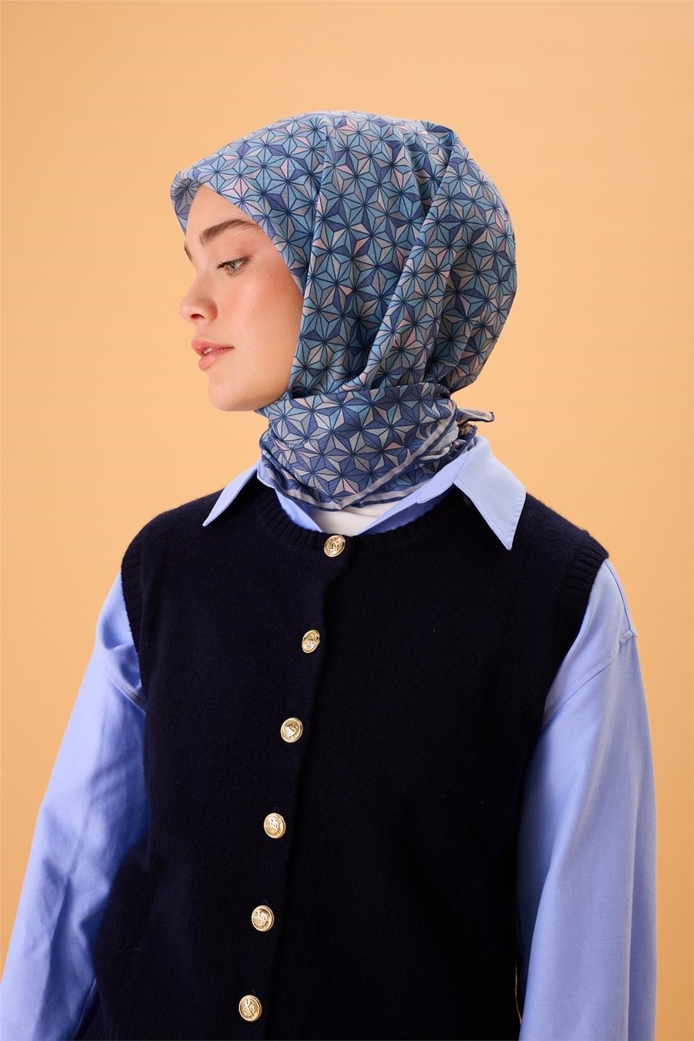 İnce Pamuk Soft Eşarp Pastel Mor Pudra Pembe Desenli Kaymaz Dokulu Tok Duruşlu 90x90